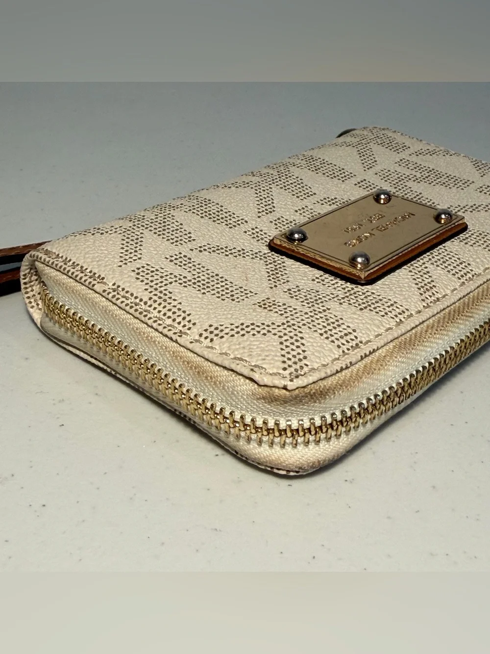 Michael Kors Jet Set Travel Double Zip Wristlet Wallet Vanilla & Acorn Monogram